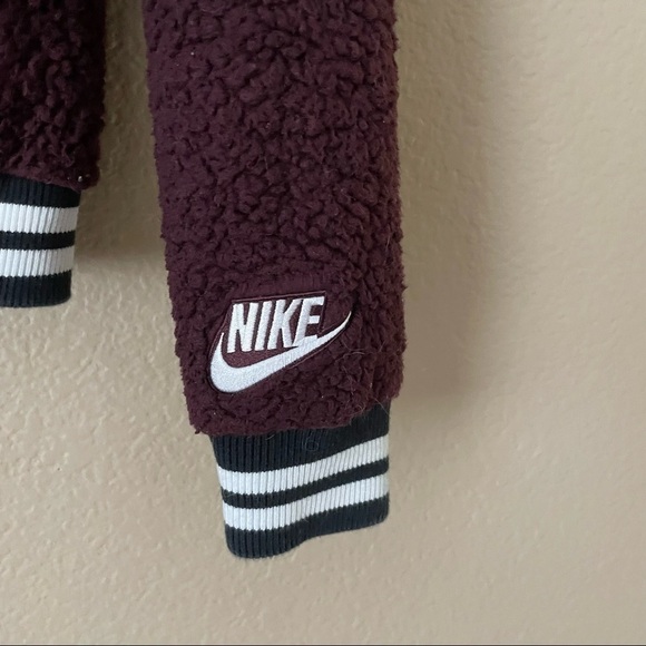 Nike NSW Sherpa Teddy Wolf Bomber Jacket - Picture 5 of 8